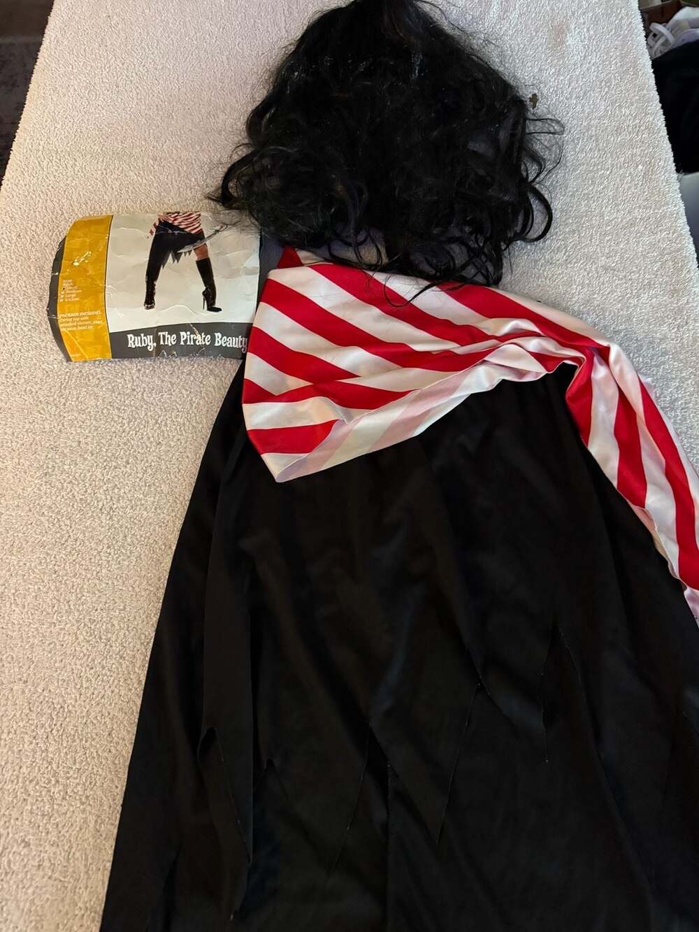 Rubies Costume Co Ruby The Pirate Beauty Costume